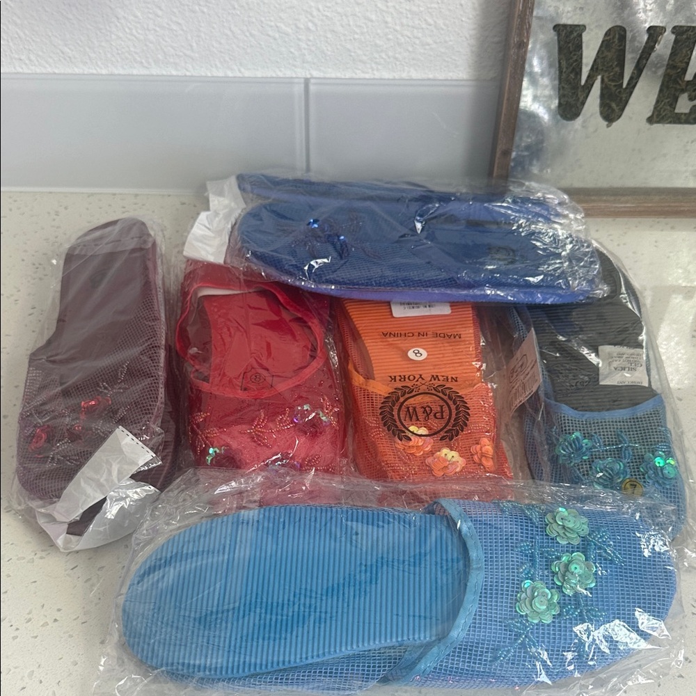 NEW 6 pairs Colorful Embellished Slippers Set